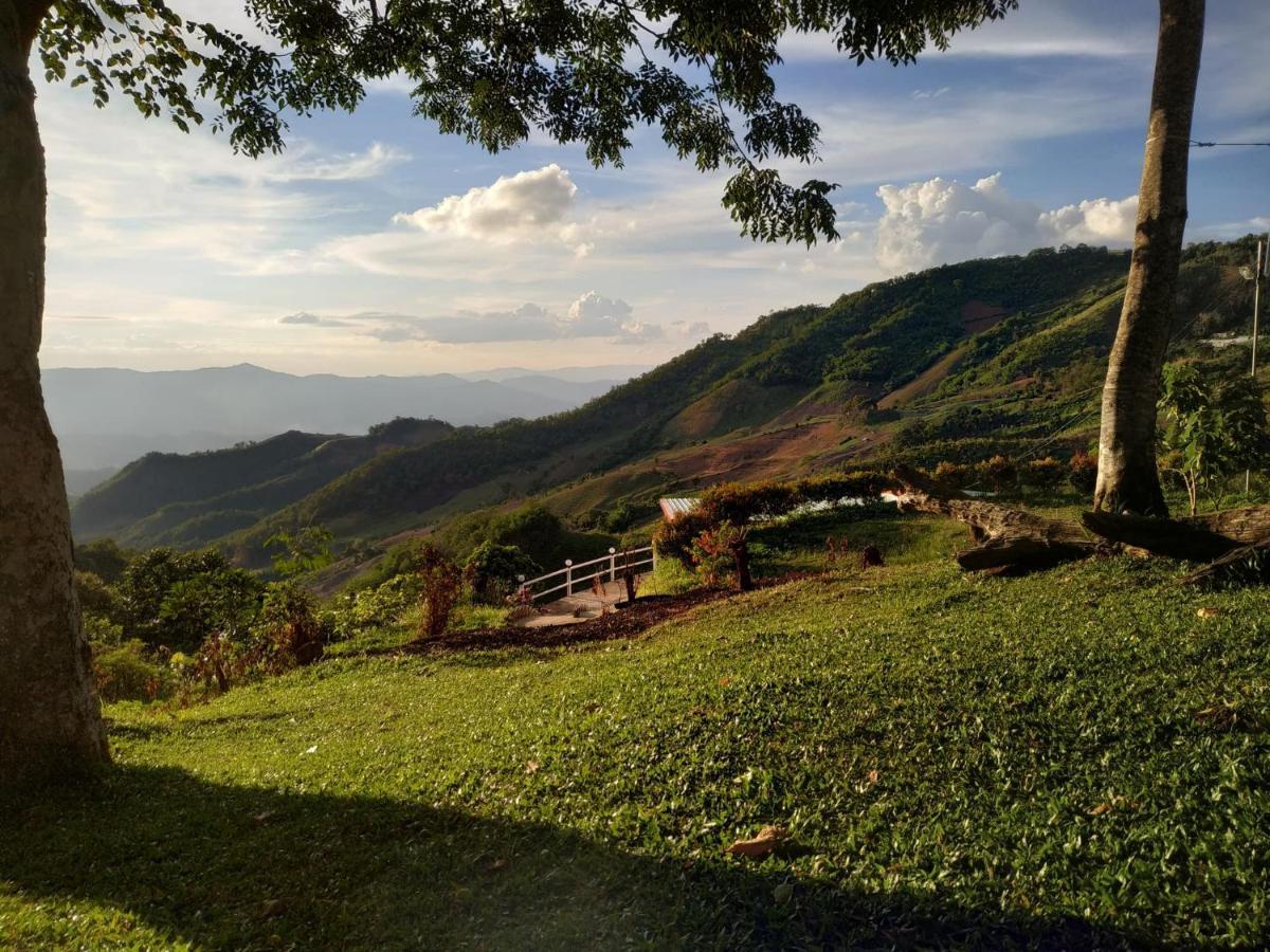 Ban Chomdoi Resort Phatang Ban Pha Tang Exterior foto